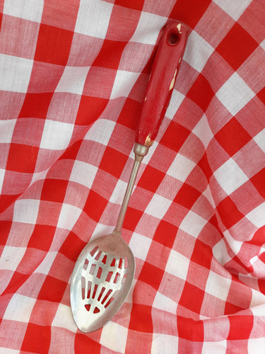 Slotted spoon