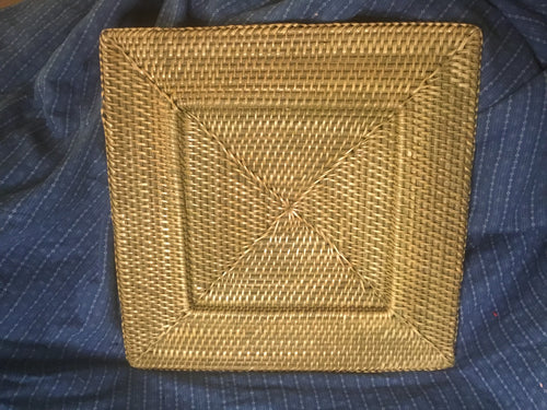 Woven square charger