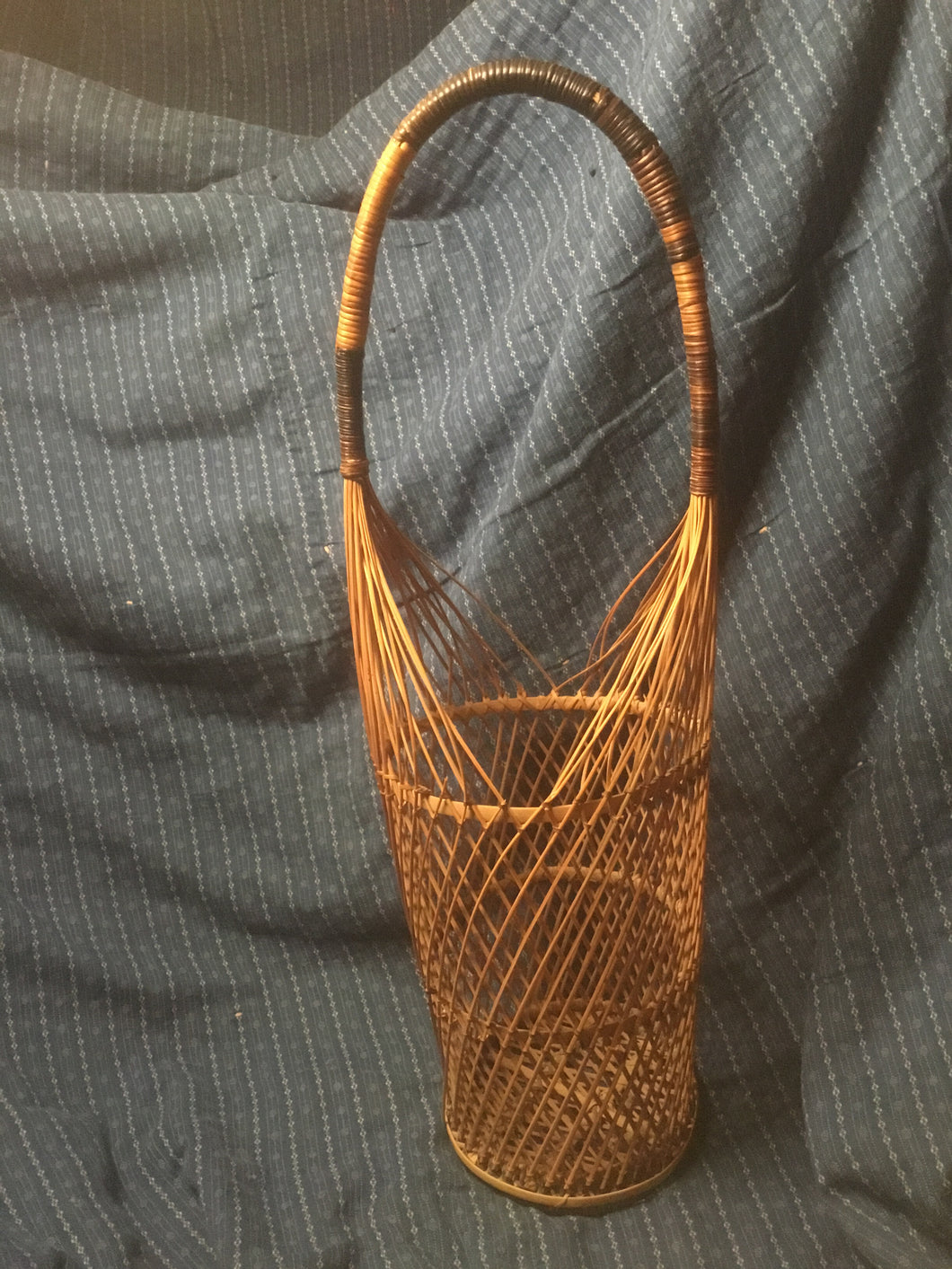 Basket vase