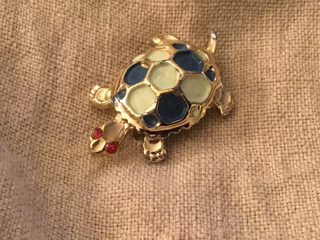 Vintage turtle pin