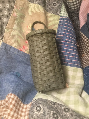 Miniature wall pocket basket