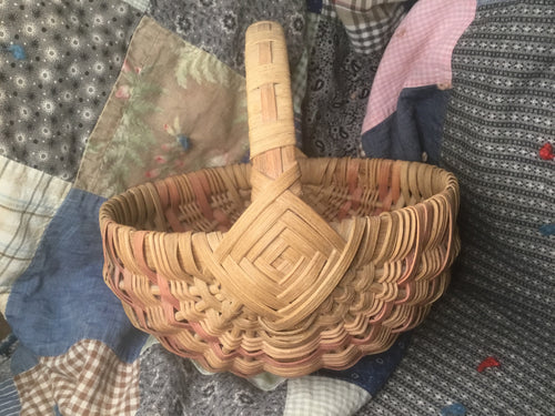 Rose Shaker basket