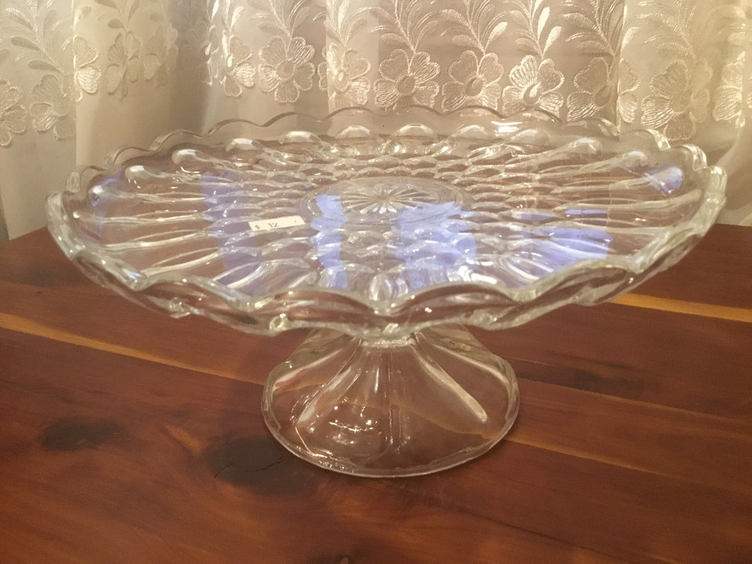 Cake riser